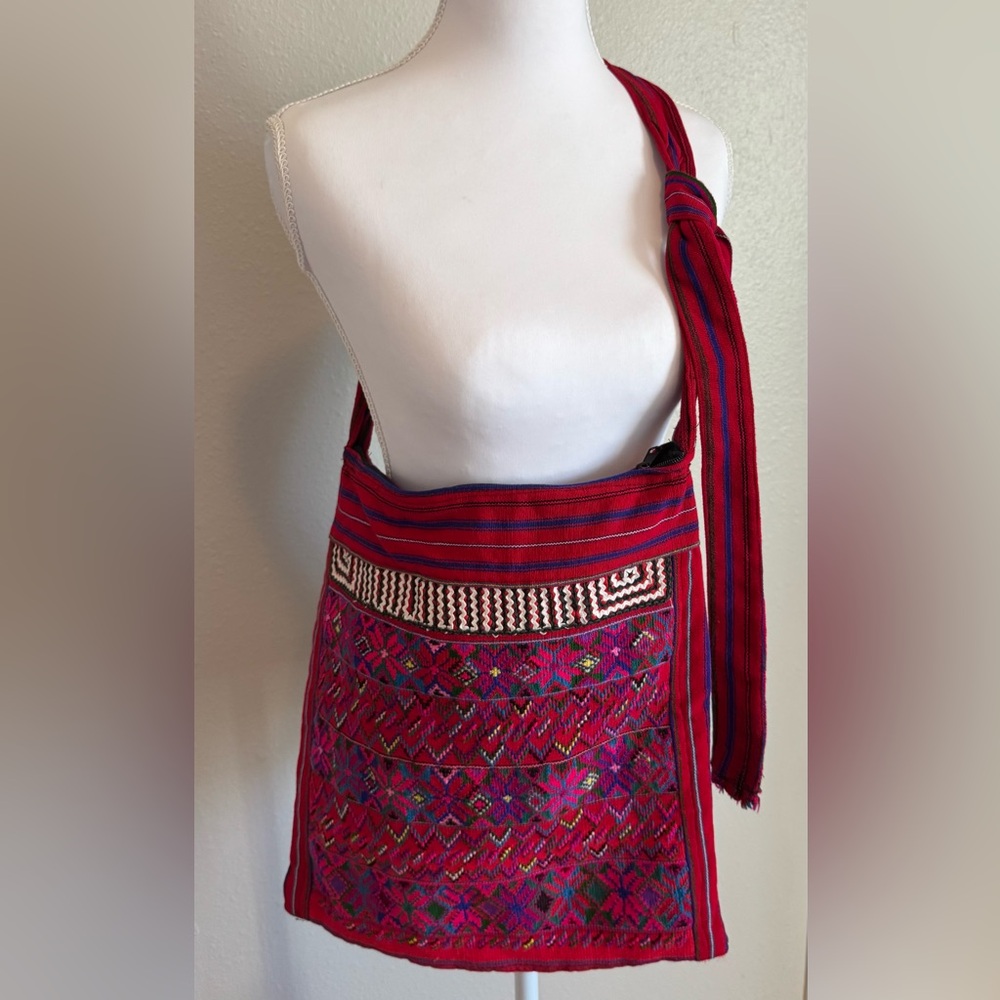 Artisan Guatemalan Huipil Crossbody Bag -Boho Ethnic Handwoven Embroidered Purse